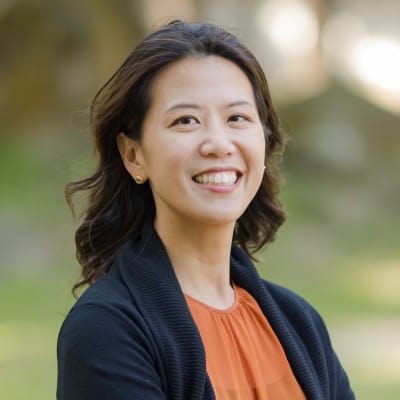 Headshot of Jennifer Dazols, CFP®